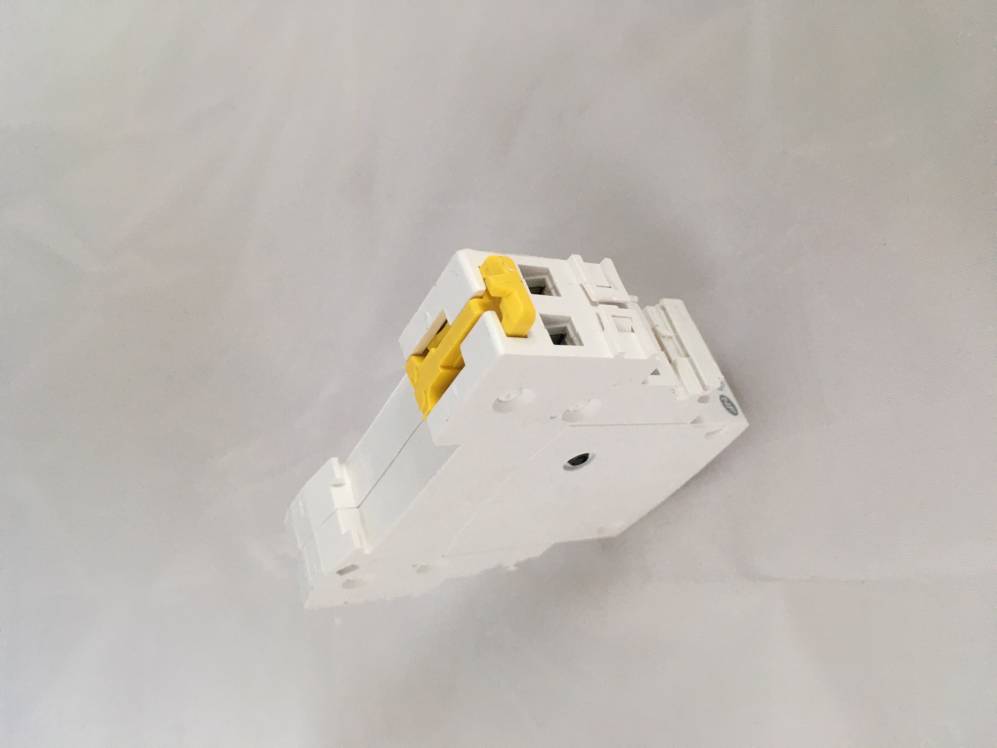 Schneider Electric impluse relay iTLm 1P 1S 16A 230-240VAC 50/60Hz, A9C34811